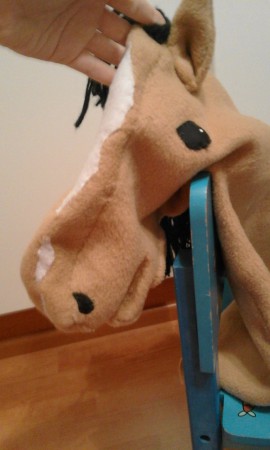 Uusi hevonen Toffee jolla ei ole vielä täytteitä.