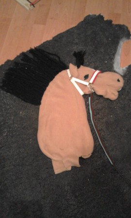 Toffee jonka riimu mahtui sen päähän vain ilman täytteitä.